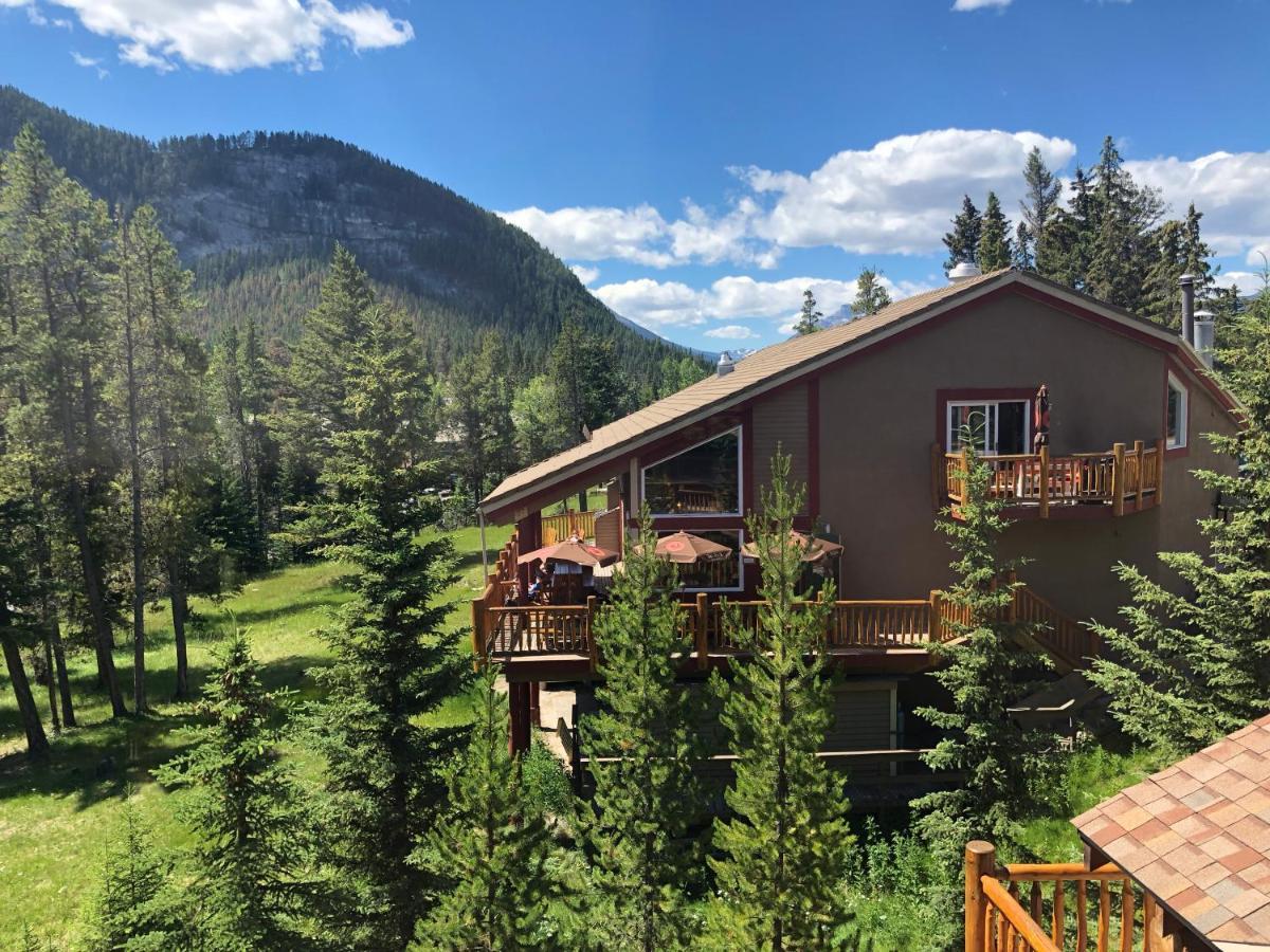 Hi Banff Alpine Centre - Hostel Exterior photo